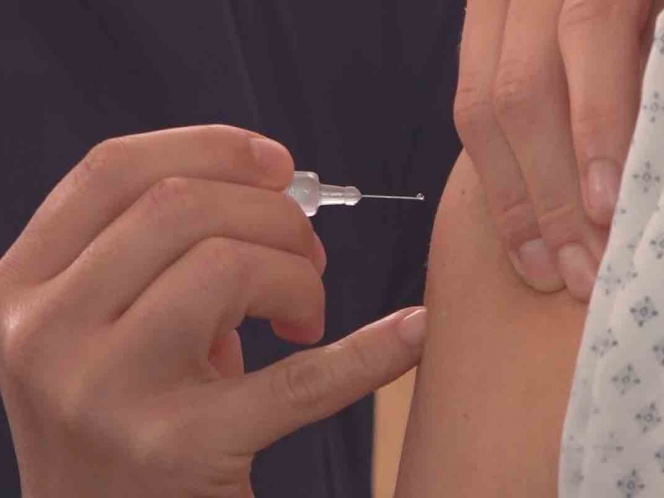 Aplican primeras vacunas experimentales contra Covid-19 en Oaxaca