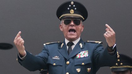 Exonera FGR al general Cienfuegos por falta de pruebas
