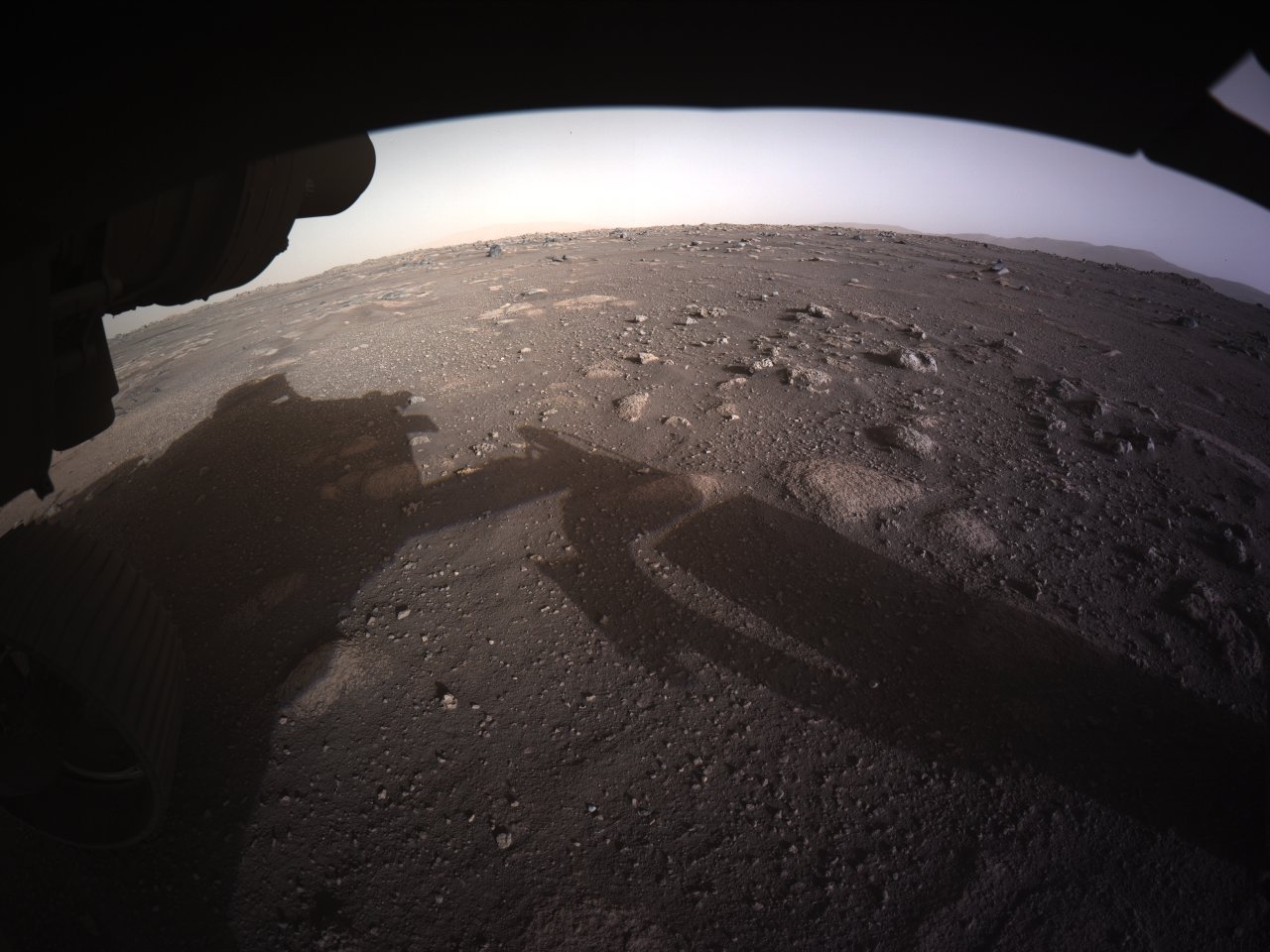 Revelan nuevas fotos de la superficie de Marte; son a color