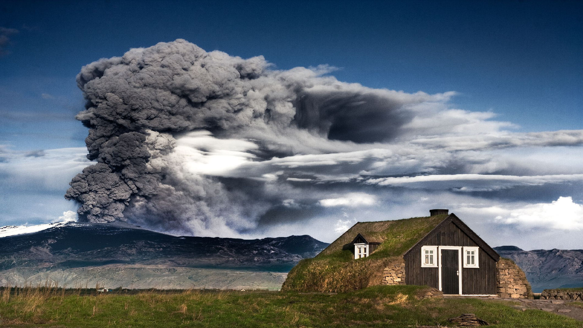 Temblores no dejan dormir en Islandia; van 40 mil