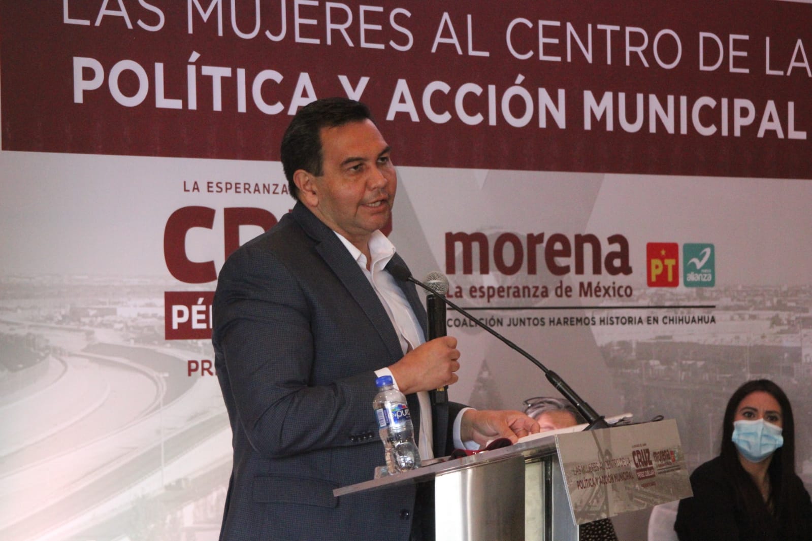 Participa Cruz Pérez Cuéllar en foro sobre las mujeres en la política