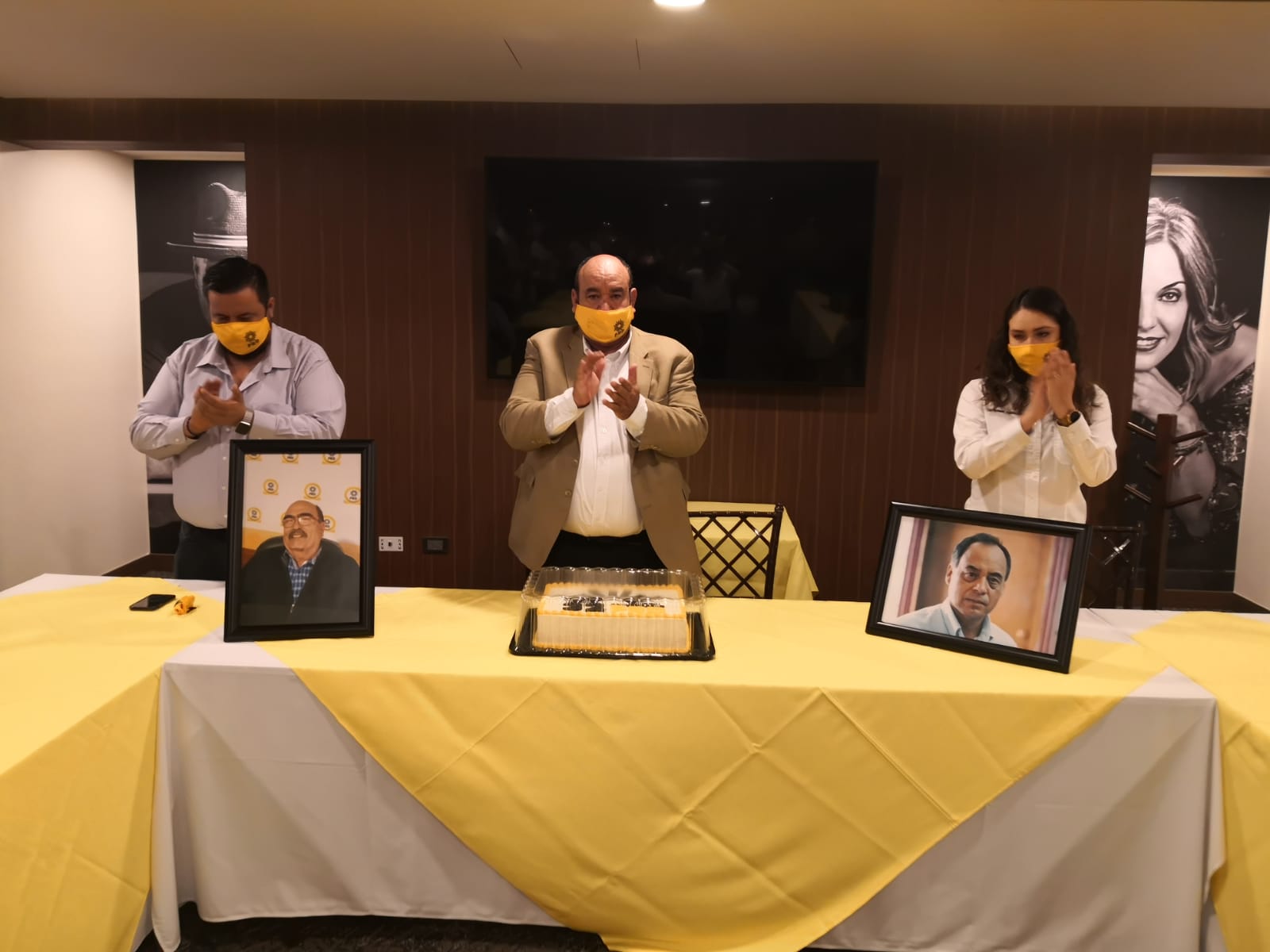 Festejaron 32 años de fundación del PRD en Chihuahua