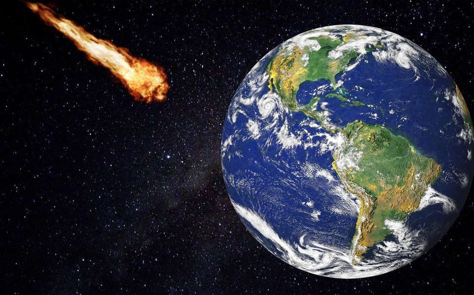 Se aproxima un asteroide de gran tamaño a la tierra