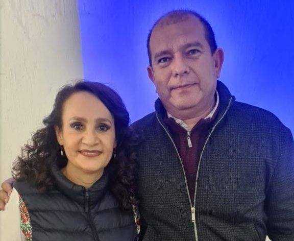 Confunde Dolores Padierna a coordinador morenista con el panista Álvarez Monje