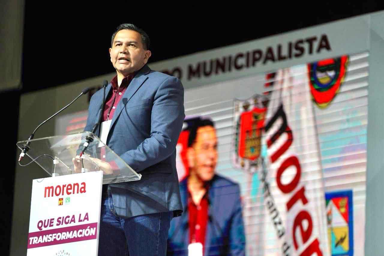 Asiste Cruz Pérez Cuellar a encuentro nacional de alcaldes de morena