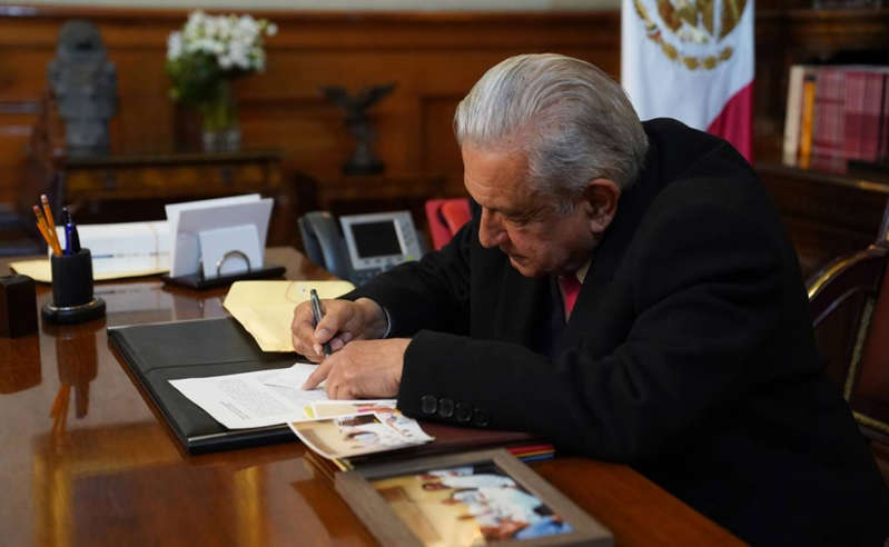 AMLO publica en sus redes sentencia del tribunal electoral; “si no, arrestan a Jesús”, dice