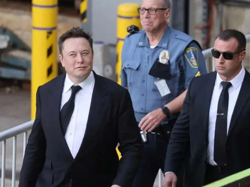 Cómo Elon Musk transformó la empresa de paneles solares de sus primos en Tesla Energy