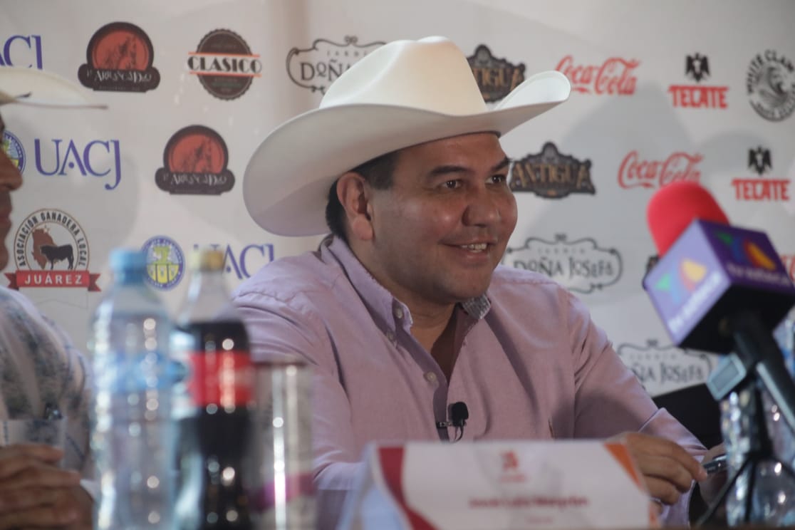 Alcalde Cruz Pérez Cuéllar asiste a la presentación de la Feria Expo Ganadera 2022