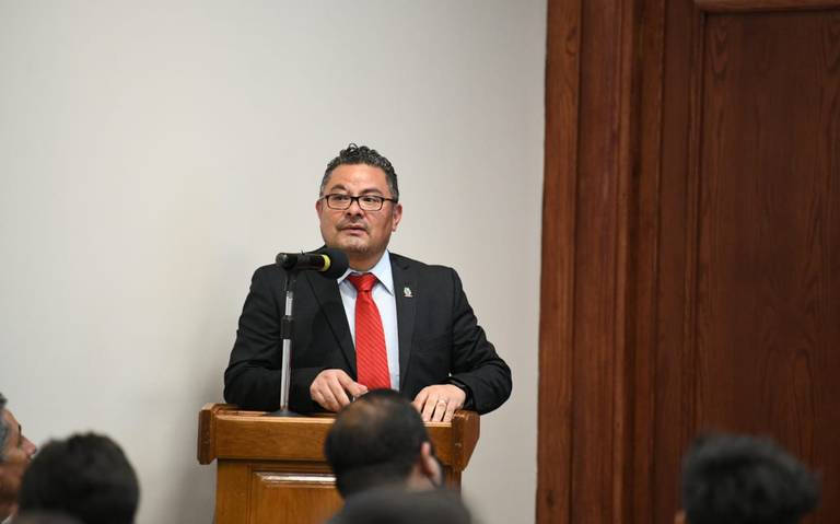 El nuevo Director de la Facultad de FACIATEC es Aarón González