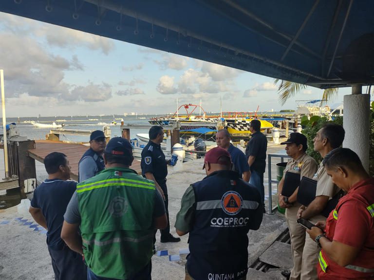 Se hunde embarcación en Cancún; reportan tres muertos