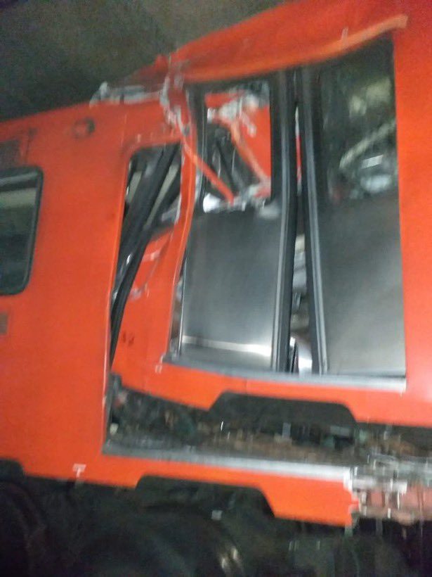Accidente en Línea 3 del Metro: Hay 10 personas lesionadas y 4 prensadas por choque entre trenes