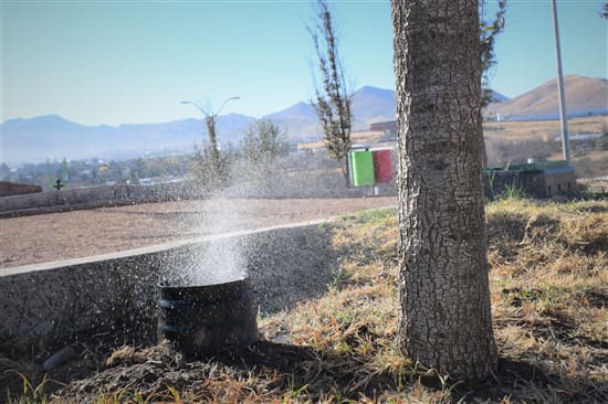 Rehabilitan sistema de riego en Senda Encino y Presa Chihuahua