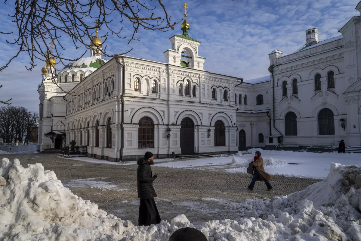 Ucrania toma la catedral de monasterio histórico en Kiev