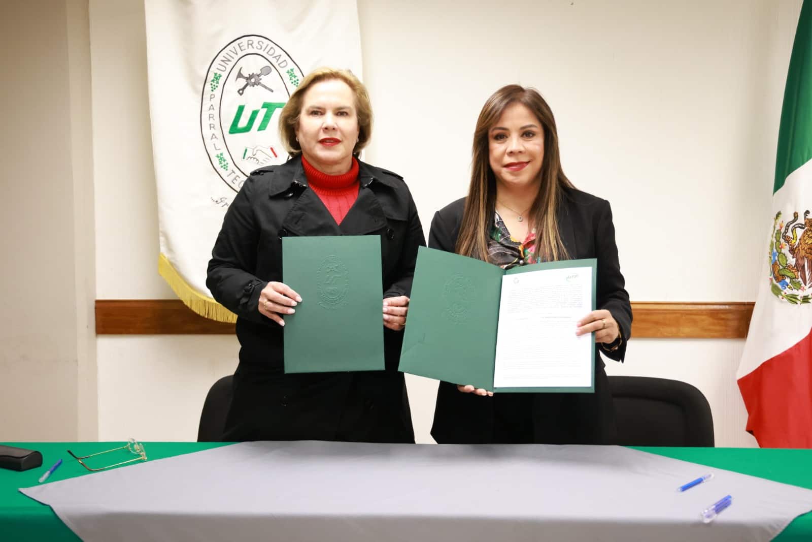 Firma Congreso del Estado convenio con Universidad Tecnológica de Parral para proyectos de estadías