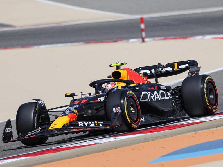 ‘Checo’ Pérez es el más rápido en test de F1 en Bahréin