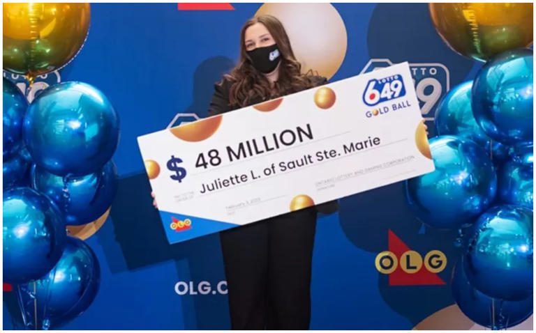 Mujer de 18 años gana la lotería al primer intento gracias al consejo de su abuelo