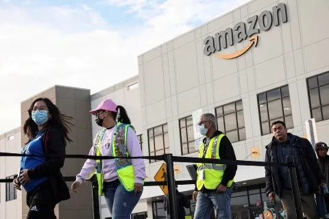 Amazon anuncia el despido de otros 9.000 trabajadores, hasta un récord de 27.000