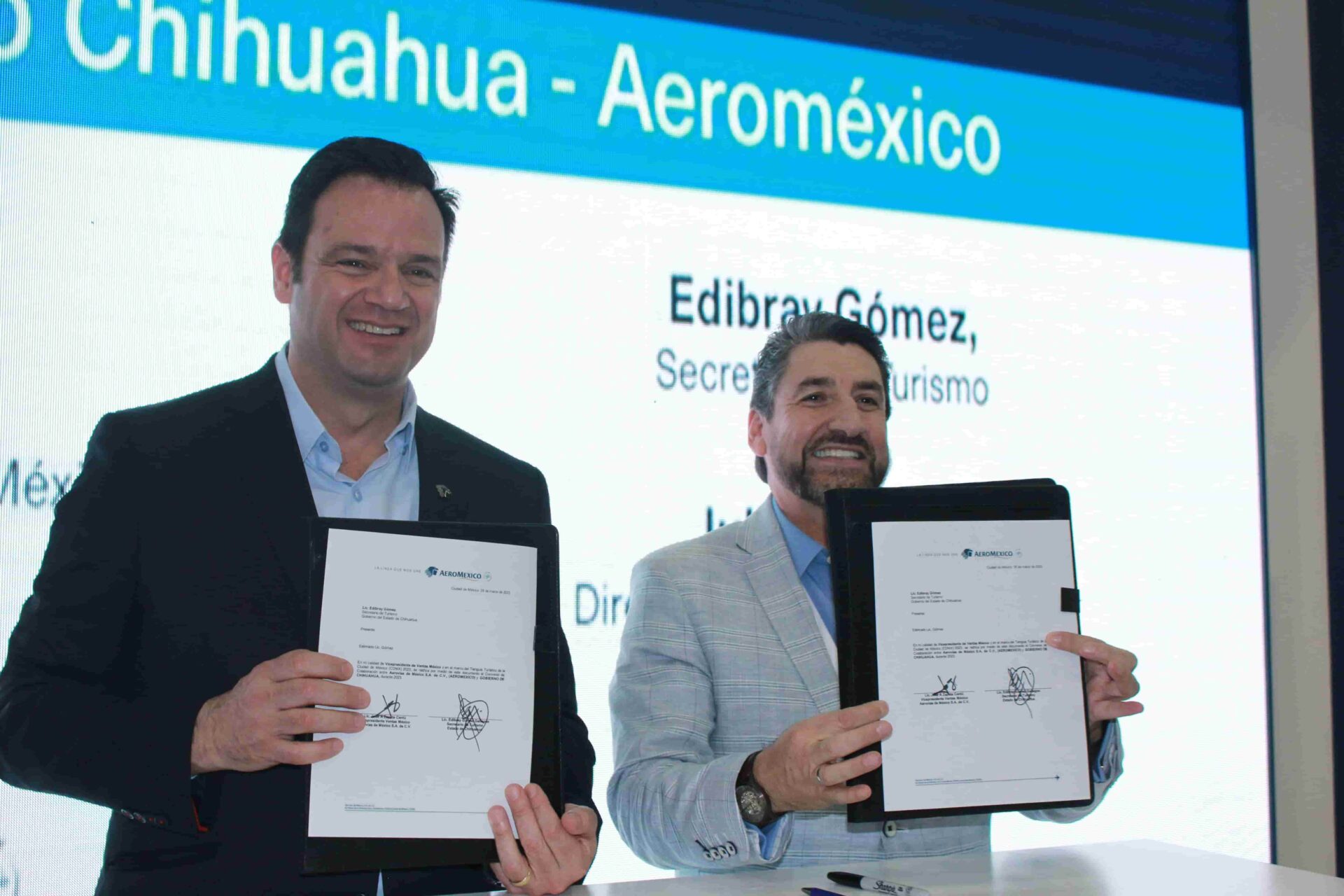 Firma Chihuahua convenio de colaboración con Aeroméxico en el Tianguis Turístico de CDMX