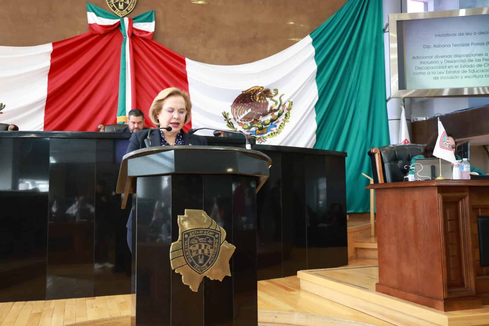 Propone Morena crear el Parlamento de Mujeres de Chihuahua: Adriana Terrazas