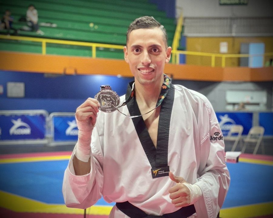 El Juarense Carlos Rubén Navarro calificó a su séptimo mundial de taekwondo