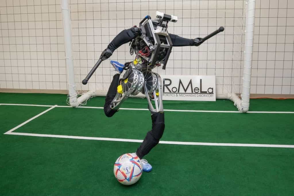 ‘Artemis’, primer robot de su tipo, está listo para arribar a un campo de futbol