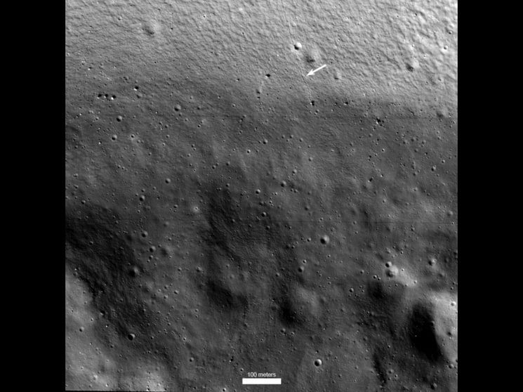 Cámara óptica envió a la Tierra impactantes imágenes del sombrío Polo Sur de la Luna