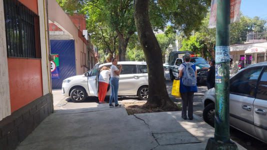 Matan a balazos a adulto mayor a bordo de su camioneta en Azcapotzalco