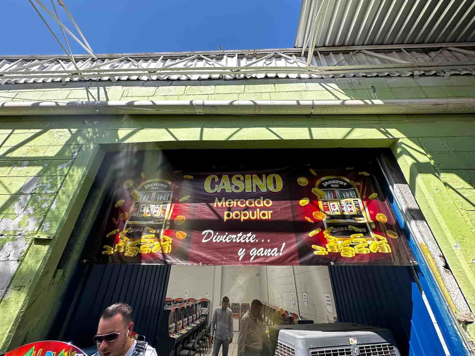 Clausuran “casino clandestino” en el Mercado Popular de Chihuahua Capital