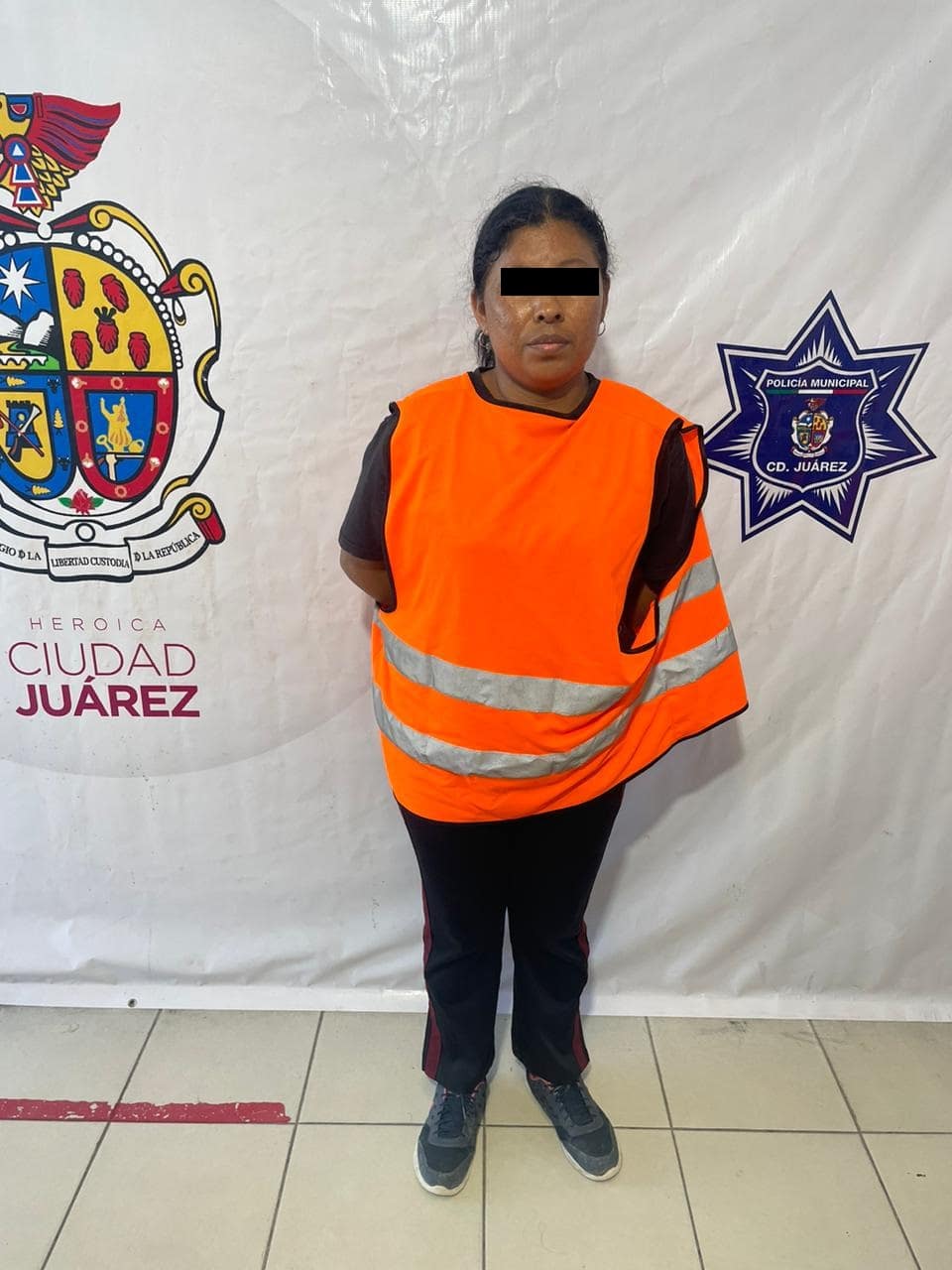Detienen en Ciudad Juárez a mujer por el delito de maltrato animal