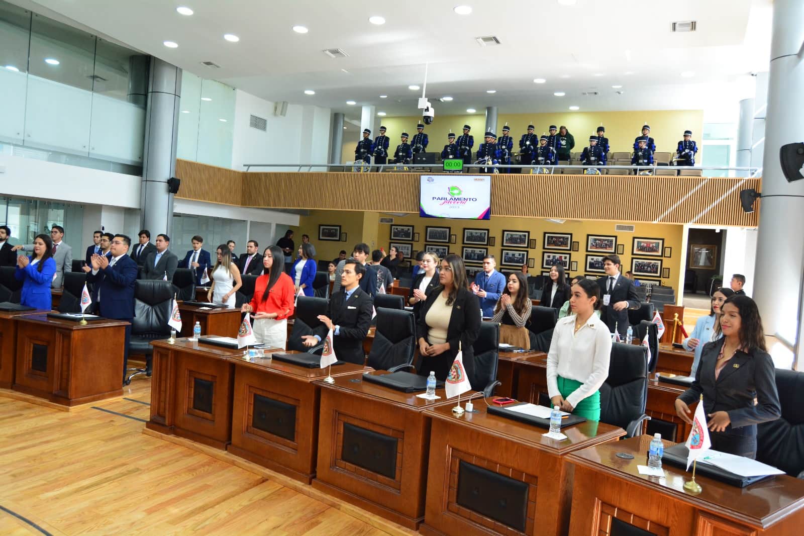 Con sesión especial, concluye Parlamento Juvenil Chihuahuense 2023