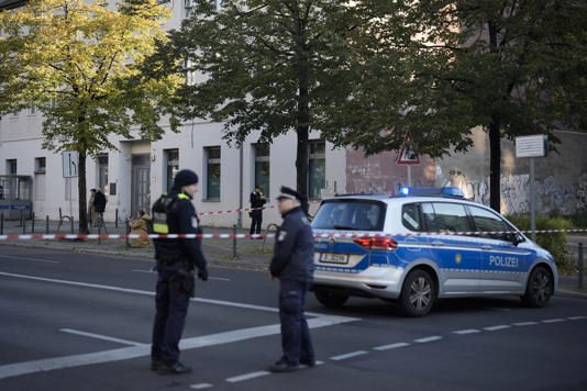 Atacan con bombas molotov sinagoga en Berlín