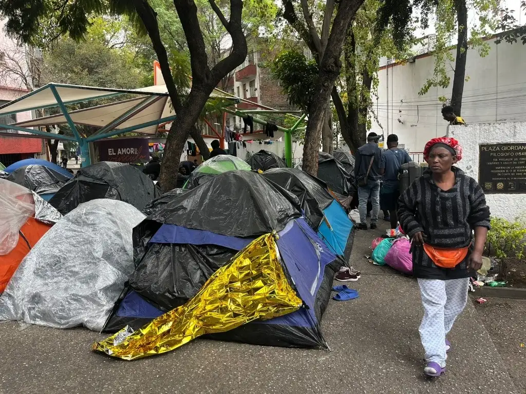 Más que contener a migrantes lo principal es atender causas del éxodo: AMLO