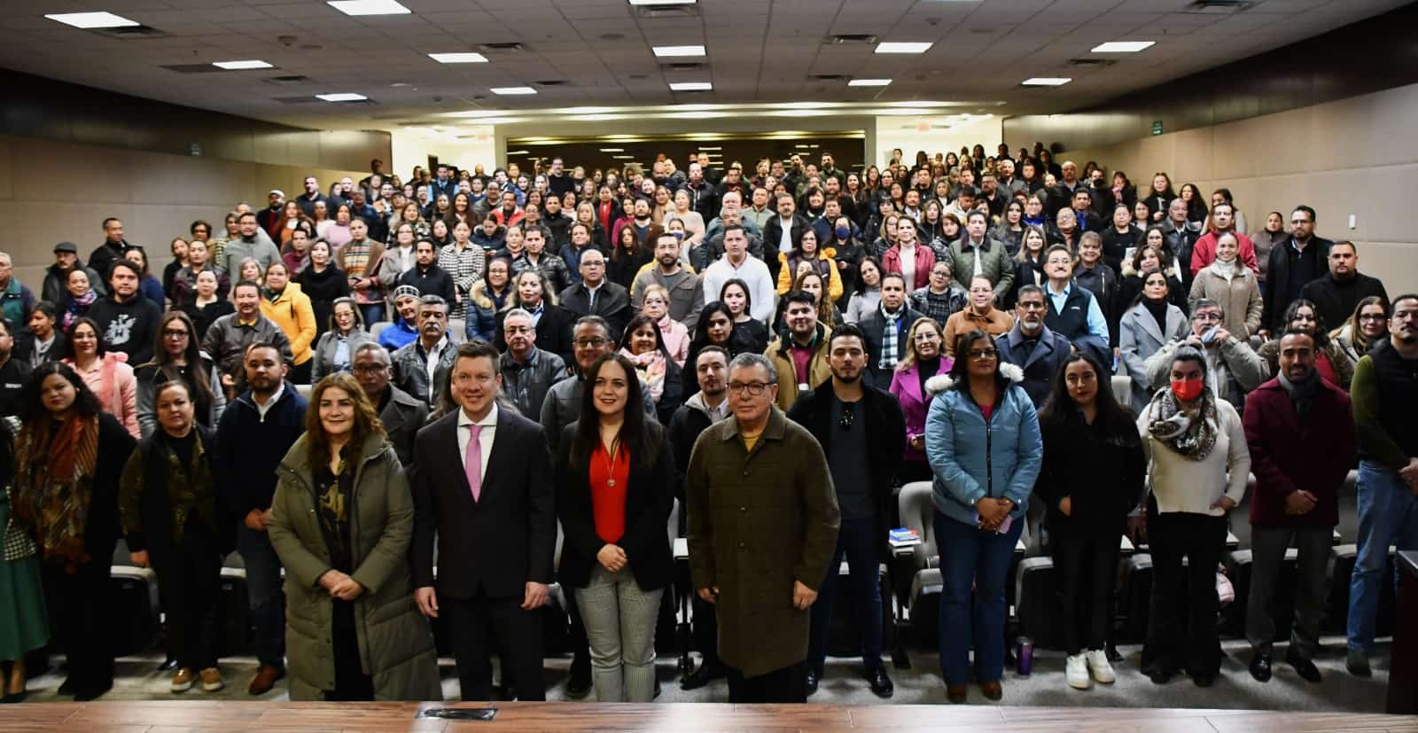 Capacitan a estructura educativa en cultura de paz y convivencia armónica en las escuelas