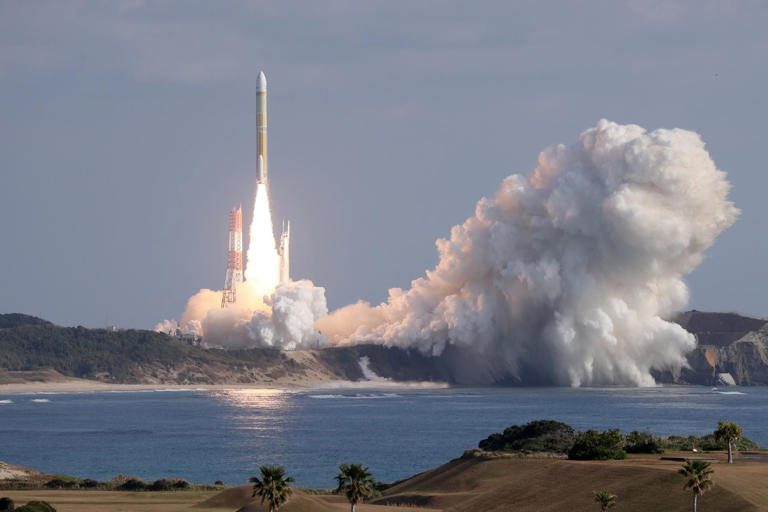 Japón lanza con éxito el cohete H3, luego del lanzamiento fallido de marzo del 2023