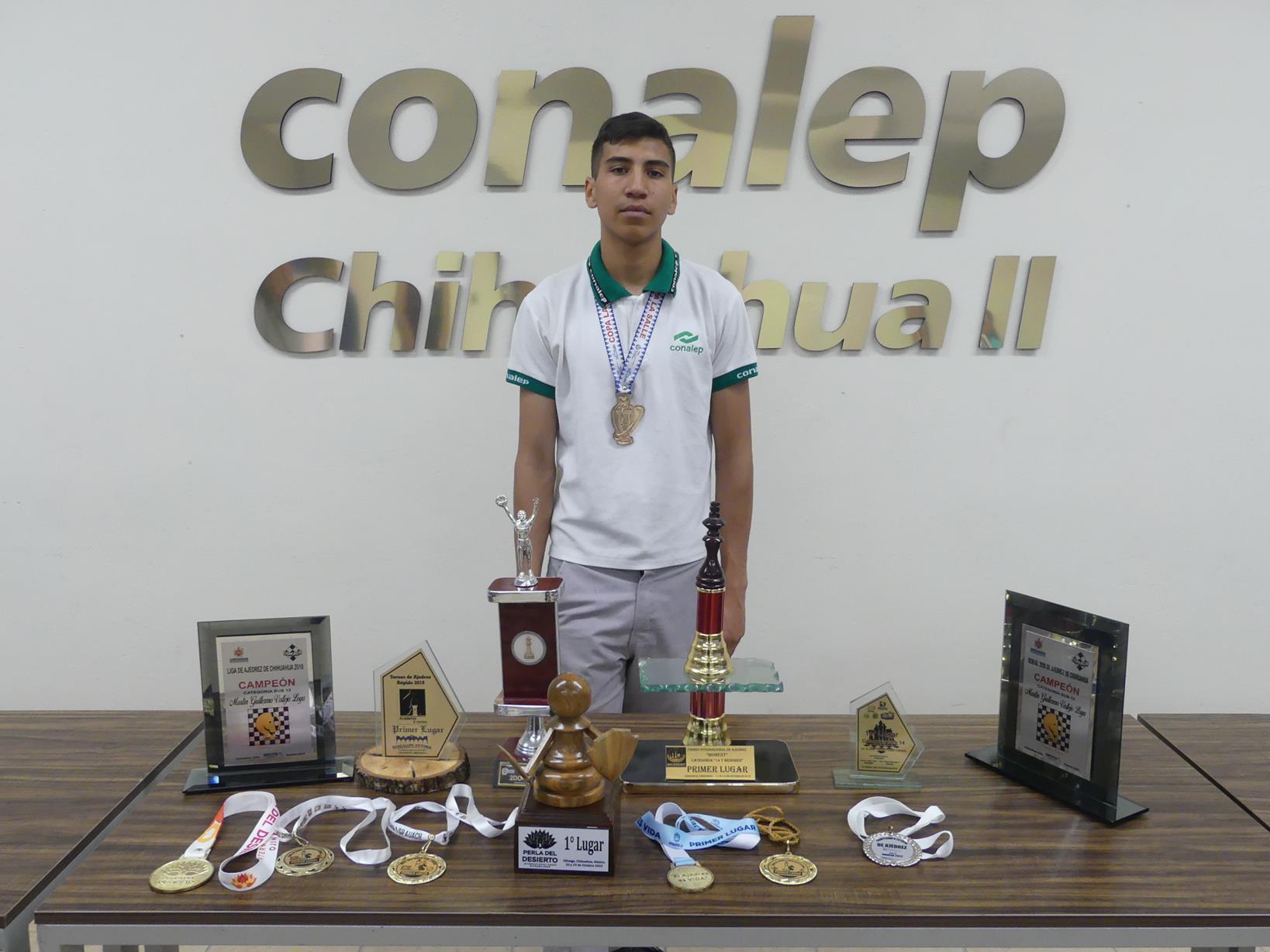 Destaca estudiante del CONALEP en competencias de ajedrez