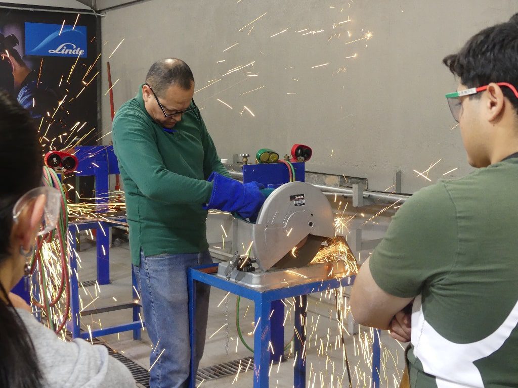 CONALEP Chihuahua I realiza clausura de curso de soldadura básica por Arco Eléctrico