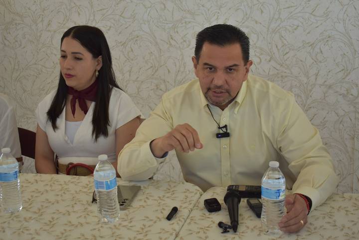 “Es una estrategia desesperada para tratar de ver si pueden subir en las encuestas”: Cruz Pérez Cuellar