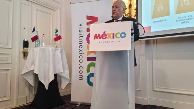 México promociona su atractivo turístico en París en un año de récords para el sector