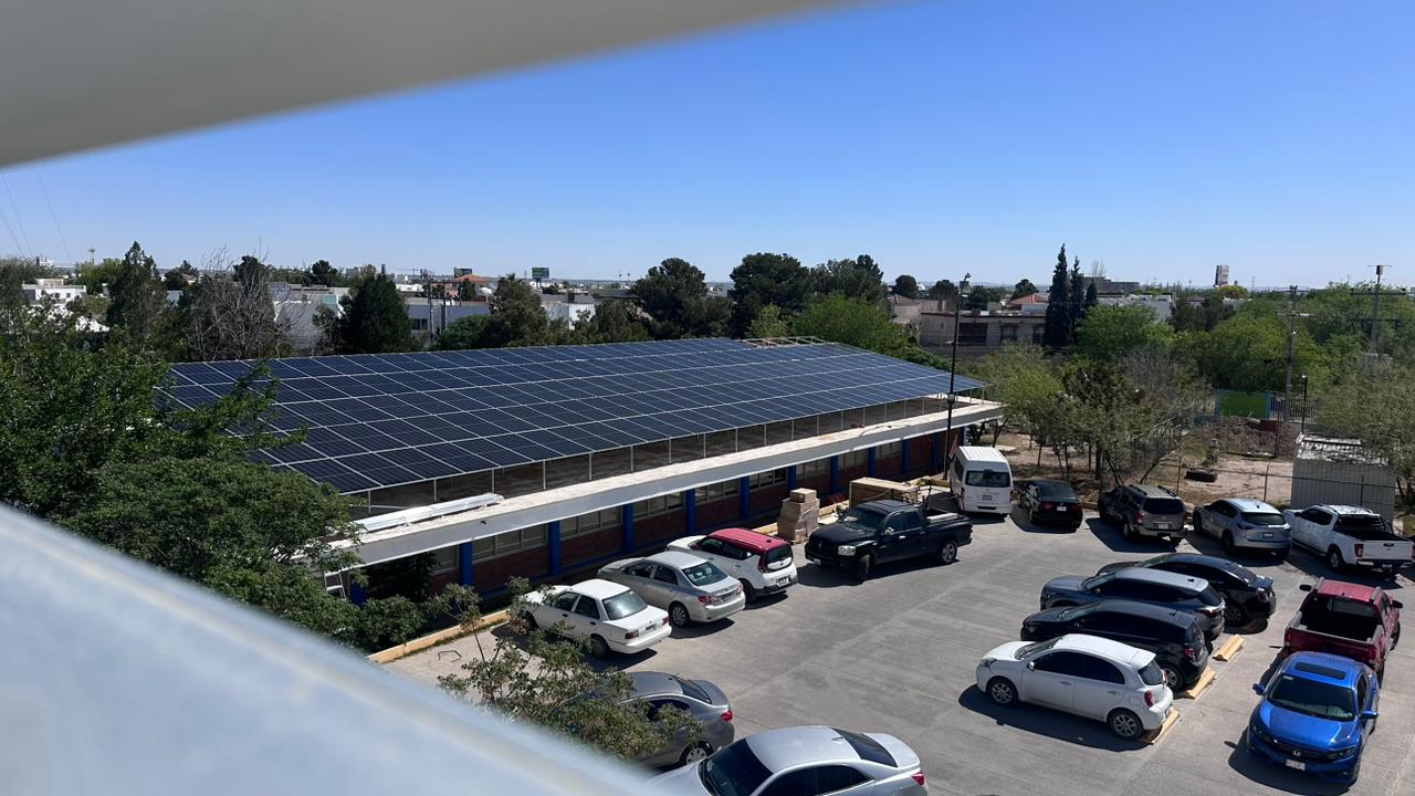 Impulsa UPNECH la sustentabilidad con instalación de paneles solares en sus unidades académicas