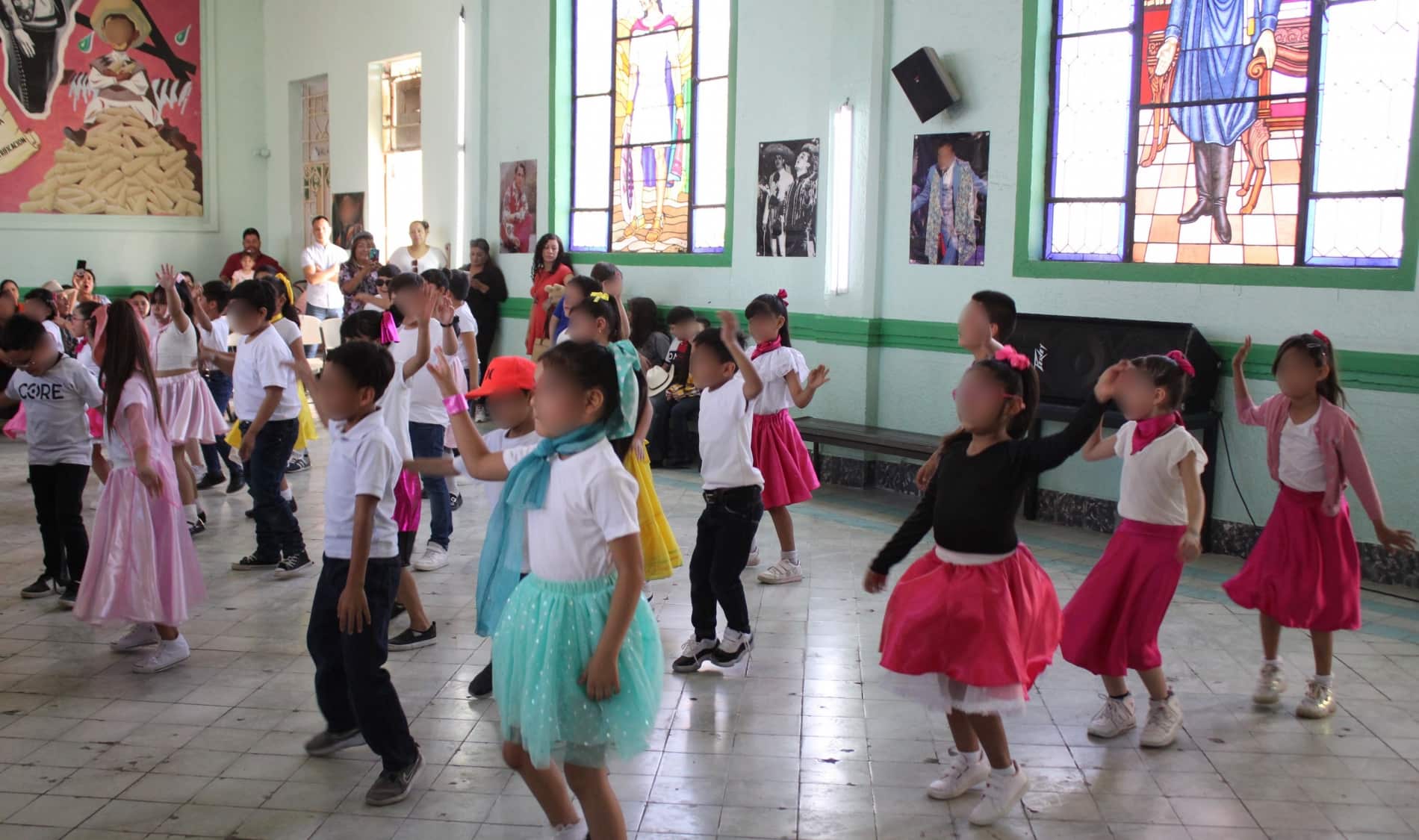 Festeja Centro Escolar Revolución No. 2288 de Ciudad Juárez su 85 aniversario