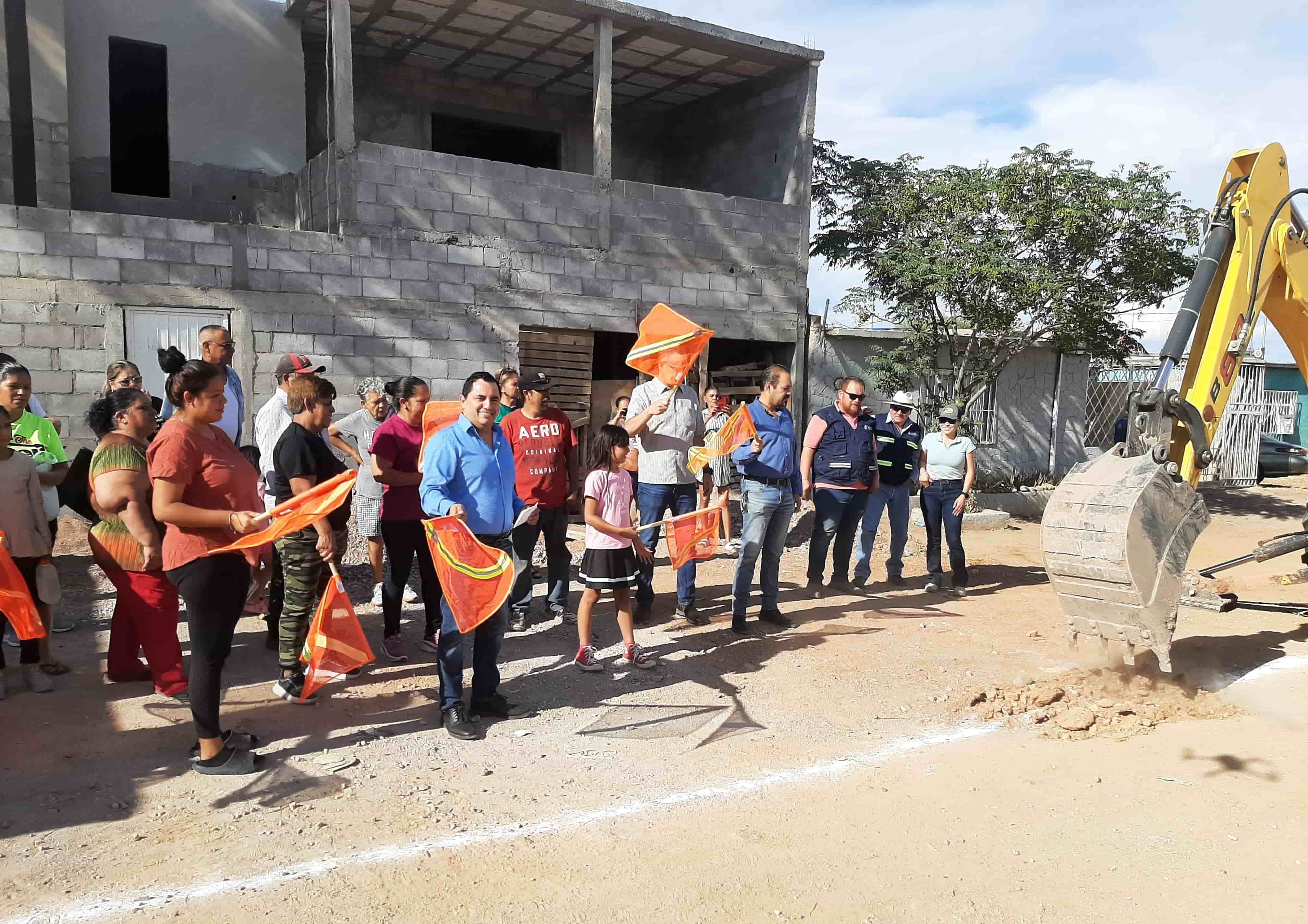 Inicia JMAS Chihuahua introducción de red de agua potable en colonia Las Cruces