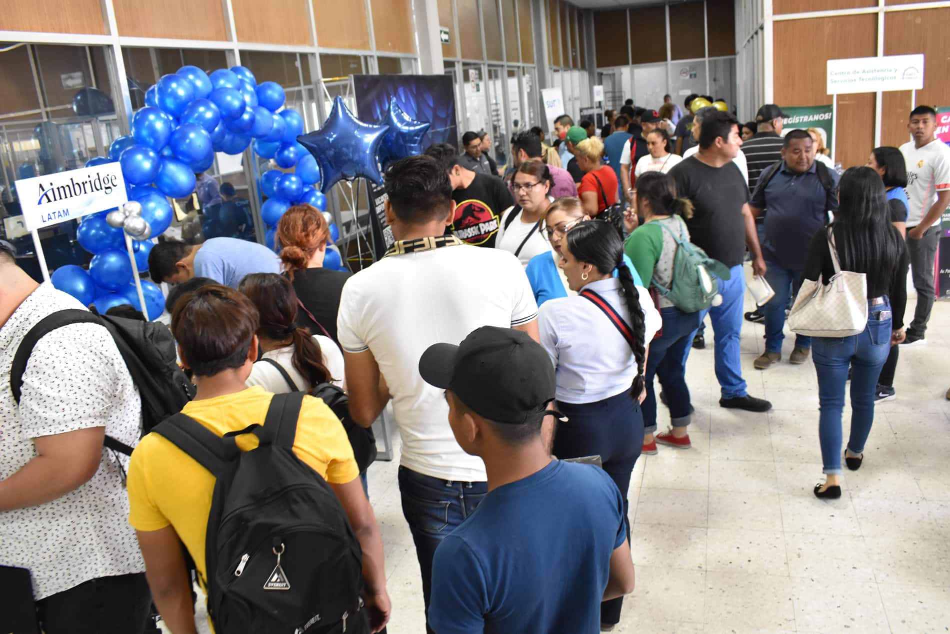 Realizan Feria del Empleo en el CAST Conalep Juárez